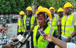 Faso Mêbo: Adja de Komsilga fait un don de 150 tonnes de ciment d'une valeur de 18 millions de FCFA